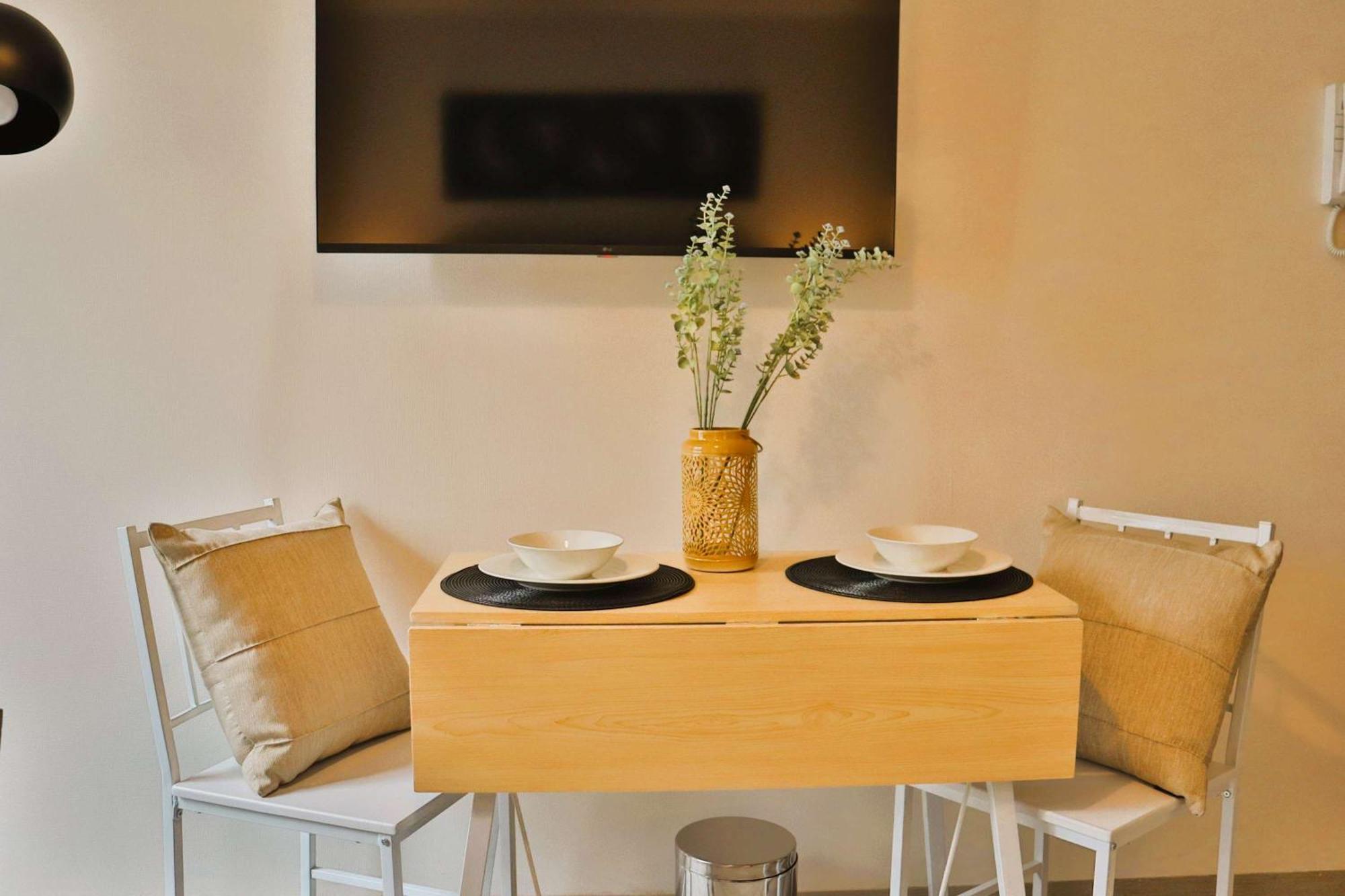 Hom I Luminoso Y Acogedor 2pax En Apartamento *
